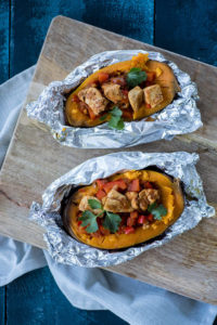 Gevulde zoete aardappel met kip