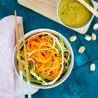 Zoodles met Pistache-Pesto
