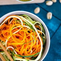 Zoodles met Pistache-Pesto